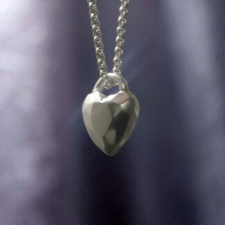 silverhjärta halsband